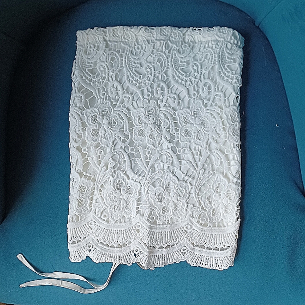 Lulu's White Lace Up Halter Top